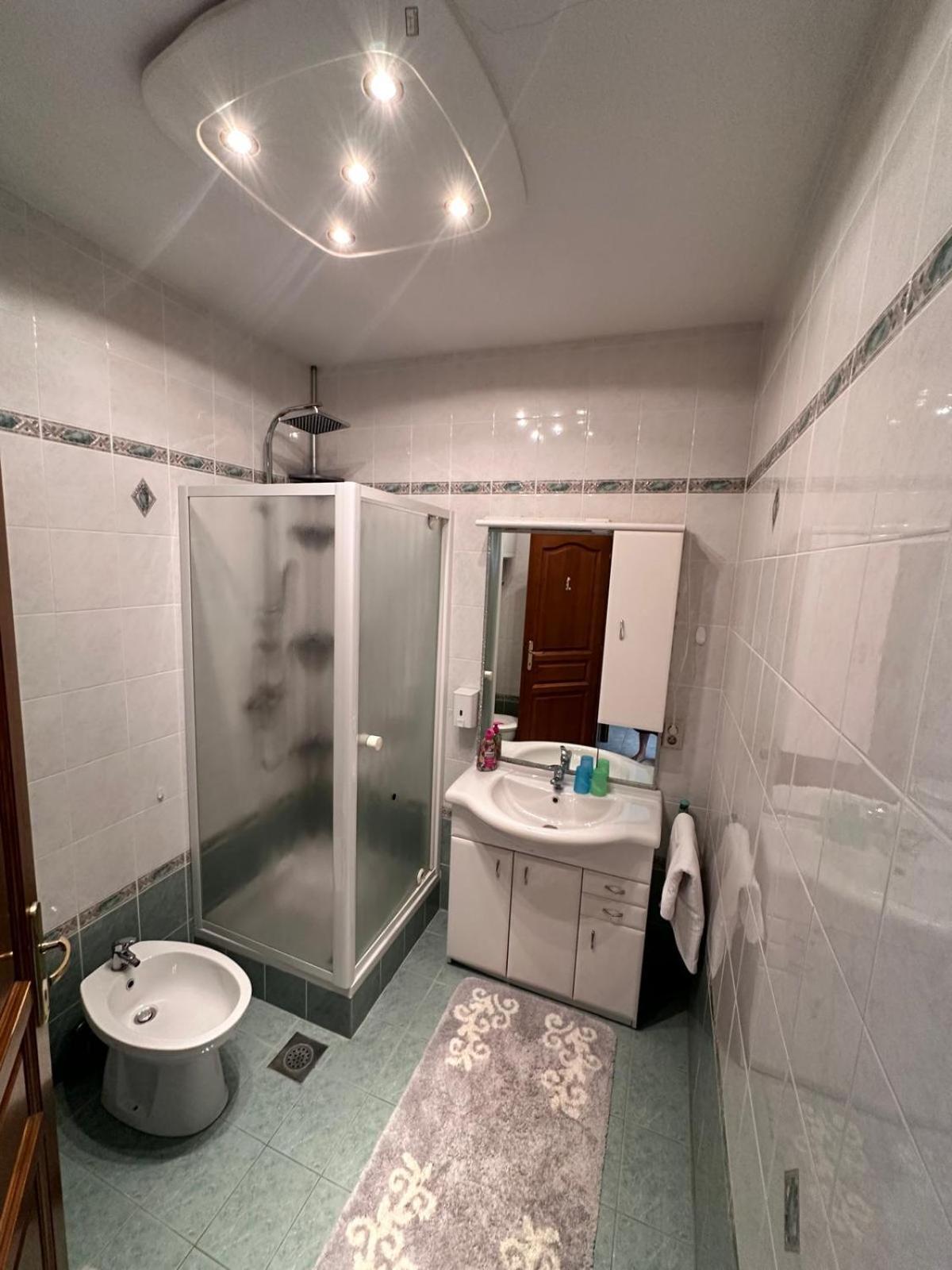 Apartmani Djurda คิร์ก ภายนอก รูปภาพ