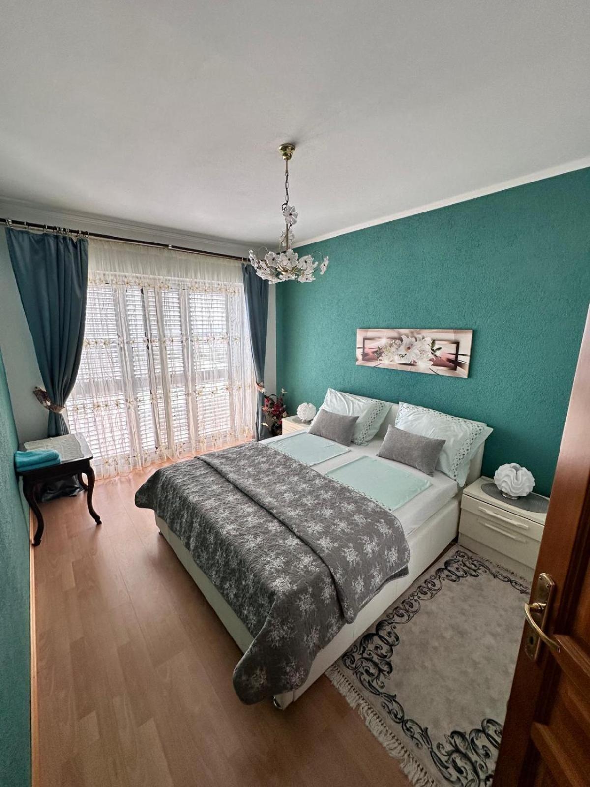 Apartmani Djurda คิร์ก ภายนอก รูปภาพ