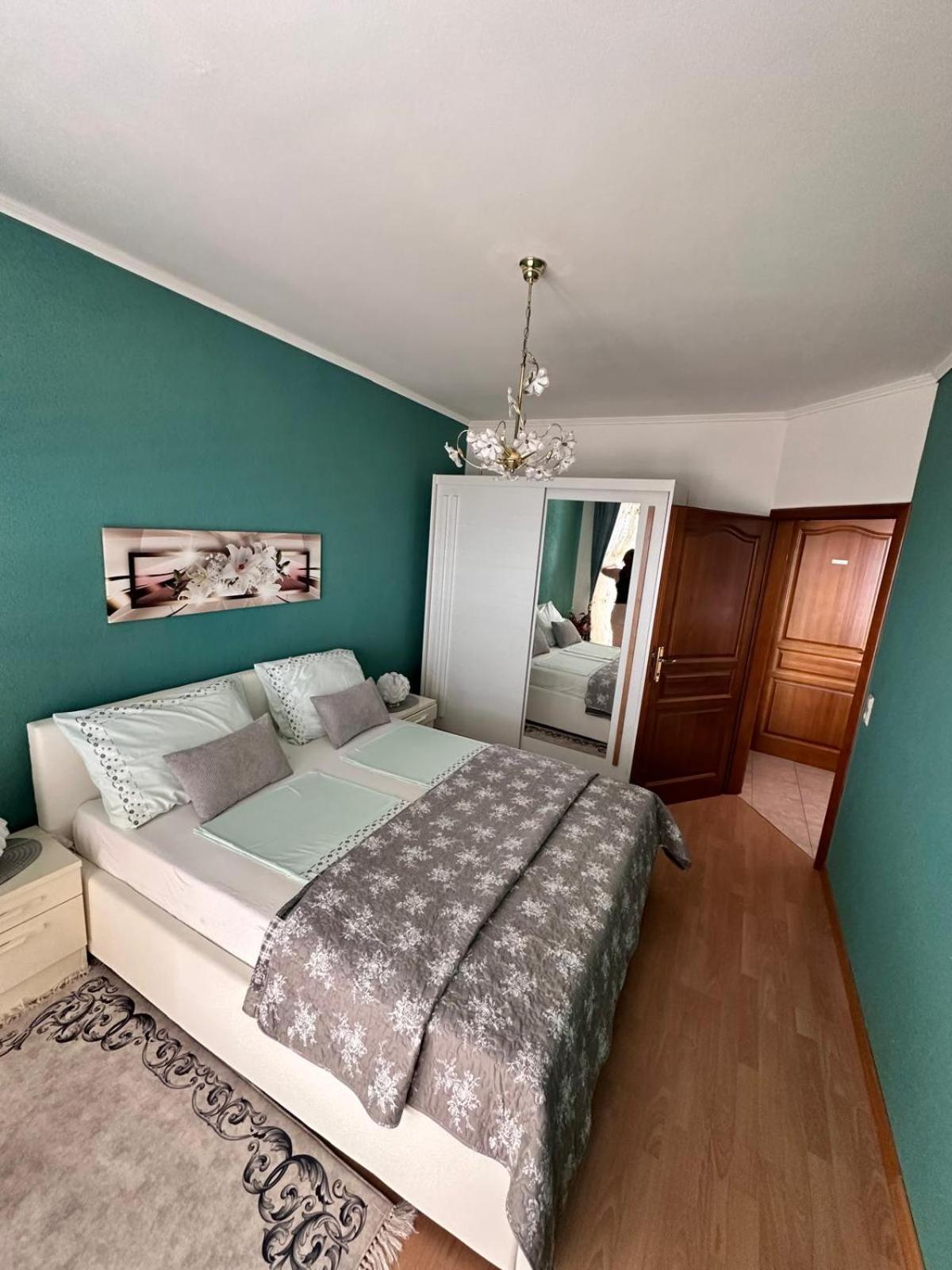 Apartmani Djurda คิร์ก ภายนอก รูปภาพ