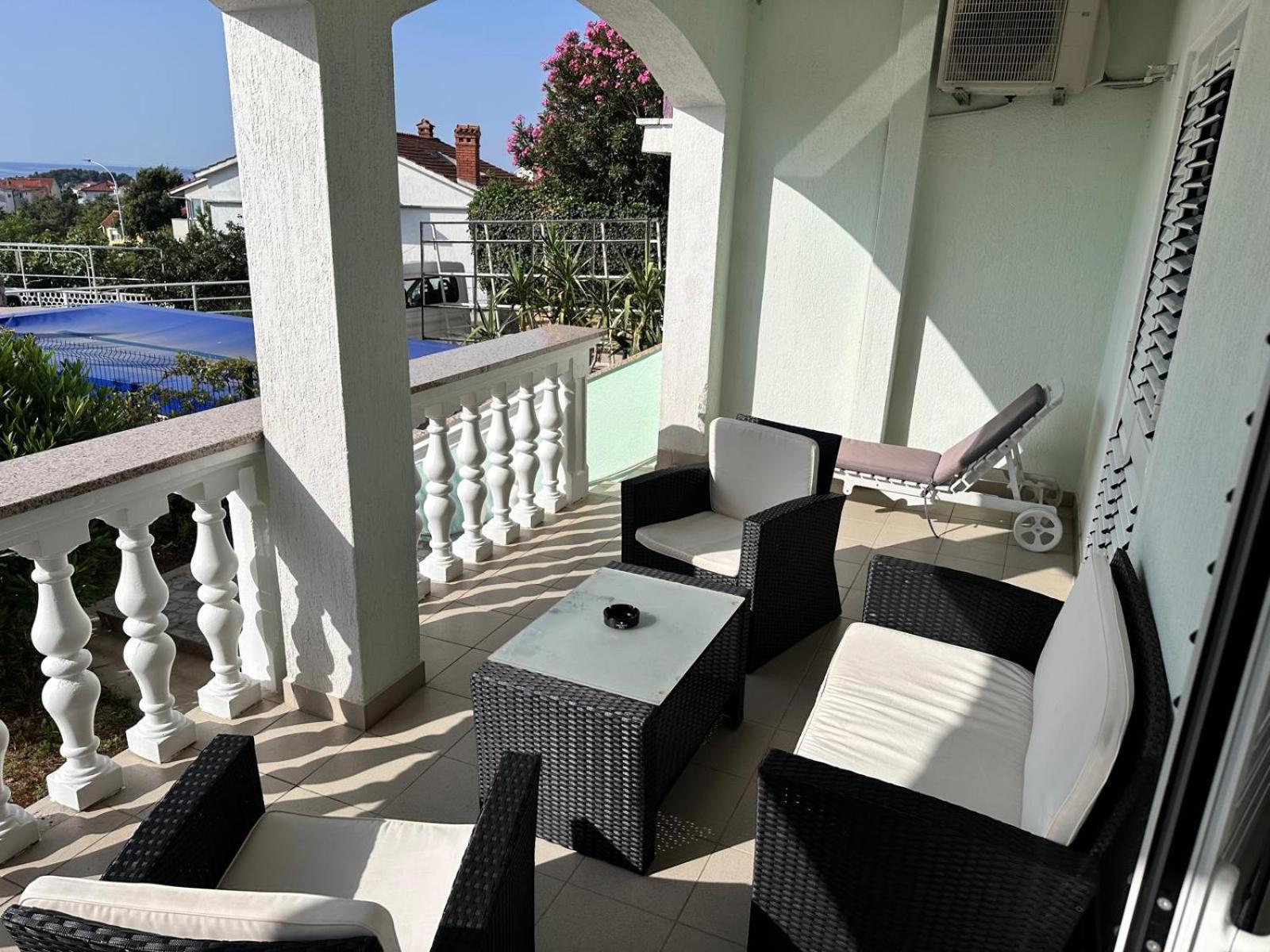 Apartmani Djurda คิร์ก ภายนอก รูปภาพ